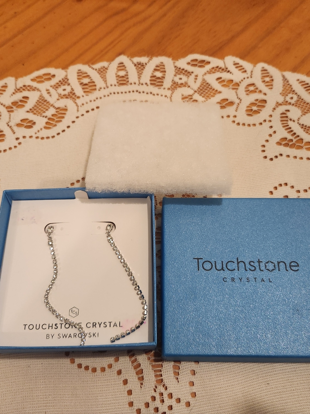 Touchstone Crystal by Swarovski "Off The Chain" Earrings NEW IN BOX NEVER WORN